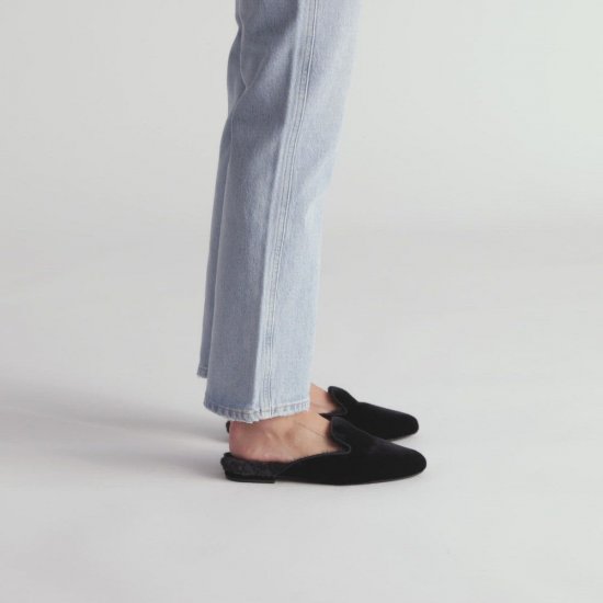 The Phoebe | Black Velvet Fur-Lined Women's Slide